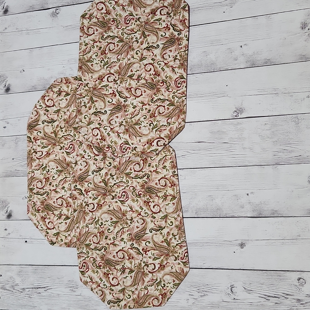 Set of three paisley reversible fabric placemats
